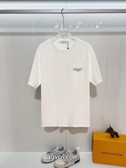 定番人気商品 光沢のある 新着品半袖TシャツGIVENCHYブランド コピー 専門店_0_1