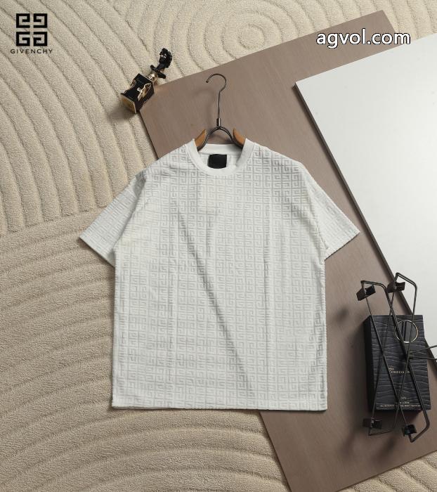 GIVENCHY雑誌掲載 早期完売 超人気新品偽 ブランド半袖Tシャツ_0_2