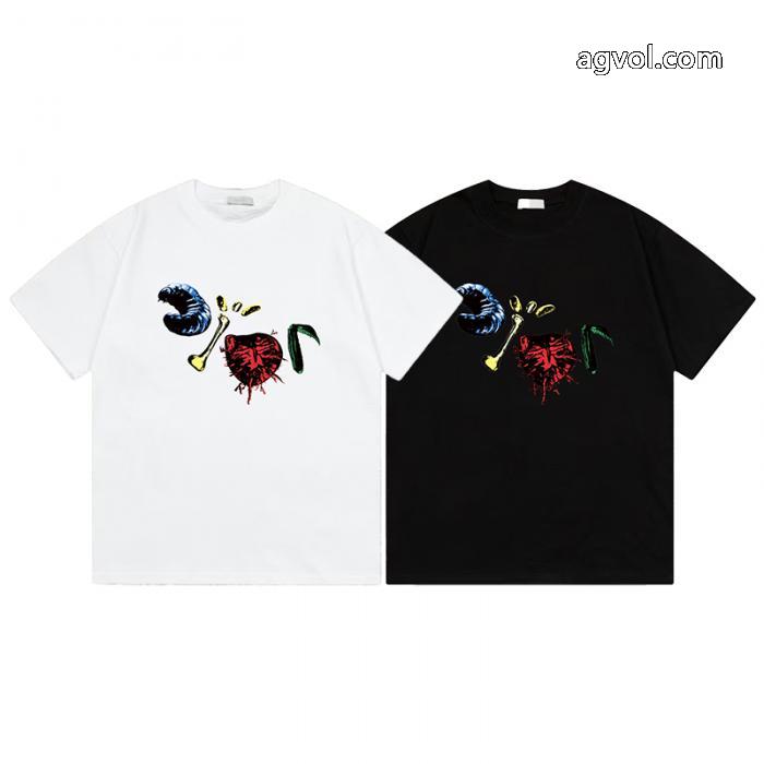 爆買い新作登場 贅沢な逸品 雑誌掲載半袖TシャツDIOR偽 ブランド 通販_0_1