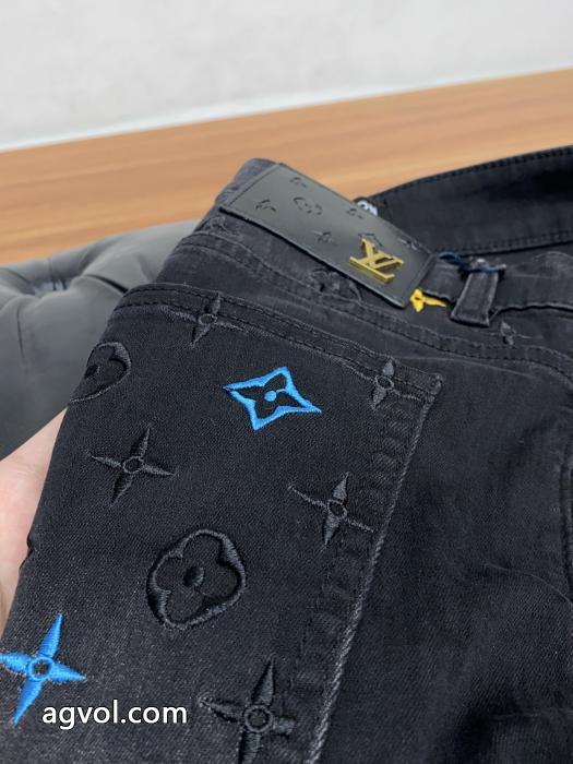 ジーンズ最新作期間限定セール 定番のモデル 使い勝手の良さスーパー コピー 通販 優良LOUIS VUITTON_0_4