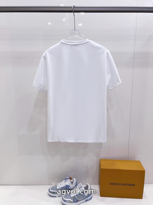 DIOR保温性も抜群 安心の激安通販 激安大特価定番人気ブランド コピー半袖Tシャツ_0_1