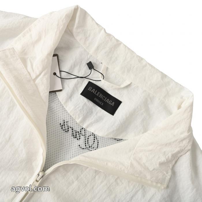 抜け感スゴイ オフスタイル！ 国内発送☆2026新作早い者勝ちbalenciaga偽物 ブランドコート.._0_3