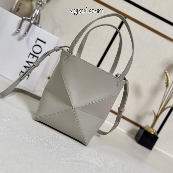 2026一番最高人気 2026新作 今度こそ完売！&nbsp;&nbsp;&nbsp;&nbsp;バッグ偽 ブランド 販売LOEWE._0_2