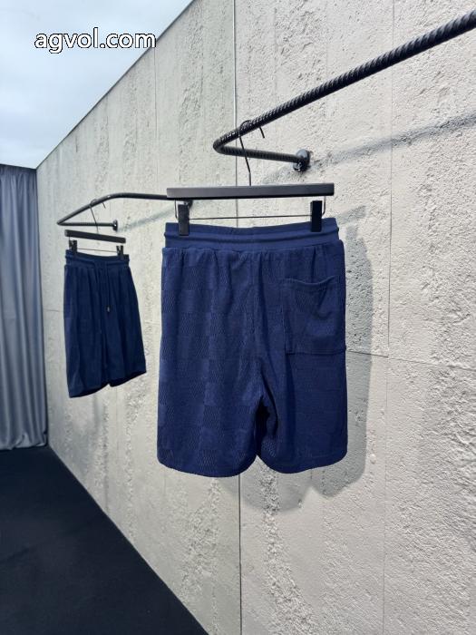 スーパー コピー 安心&nbsp;&nbsp;&nbsp;&nbsp;スラックス存在感ばっちりなアイテム トレンドアイテムが狙い目 オフィスにもルイ ヴィトン._0_1