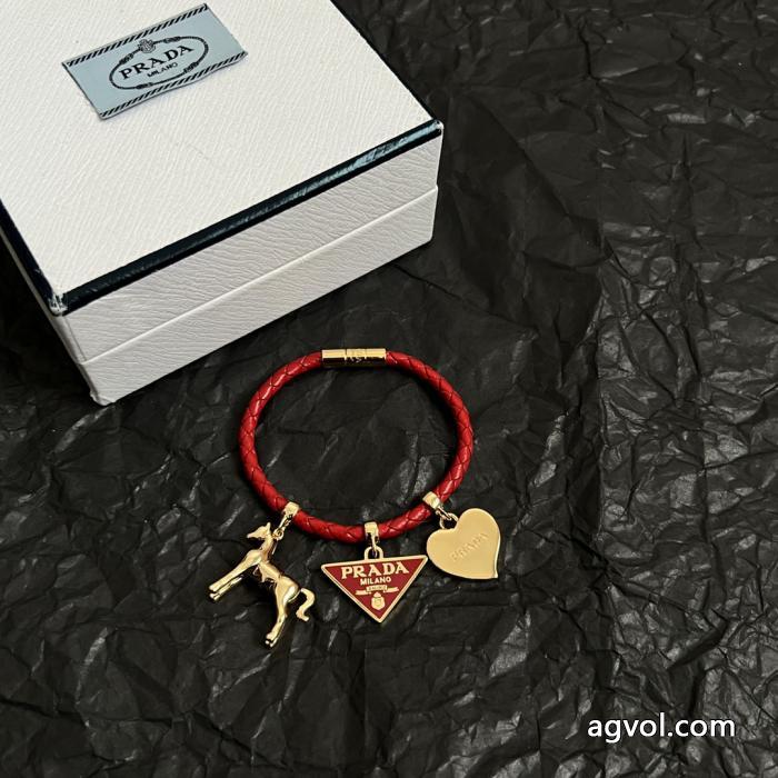 発表の新作モデル 非常に人気の高い 高級感に溢れスーパー コピー 安心 &nbsp;アクセサリーPRADA._0_1
