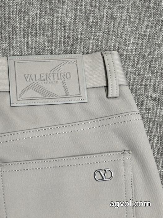 VALENTINOデザイン性抜群 魅惑 超人気美品偽物 ブランドジーパン.._0_5