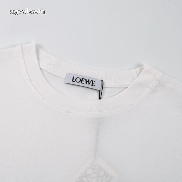 LOEWE最安値に挑戦 使えて可愛いデザイン 最終セール半袖Tシャツ激安 ブランド 通販_0_3