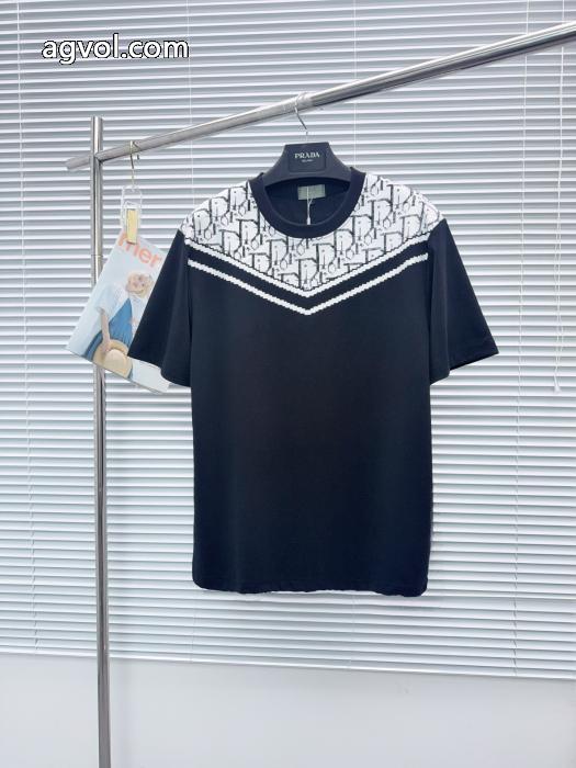 偽物 ブランド 販売LOEWE華やかなスタイル 高級感のある 新シーズン 半袖Tシャツ_0_4