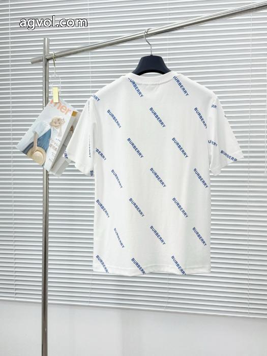 ブランド スニーカー 激安半袖TシャツBURBERRYお洒落な存在感  今年買い足したい！ 上質感_0_4