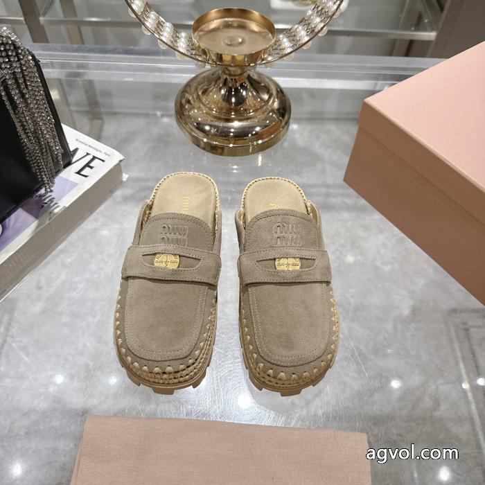 MIUMIUスニーカー品が良い 品質保証 十分な耐久性偽物 通販 サイト._0_0