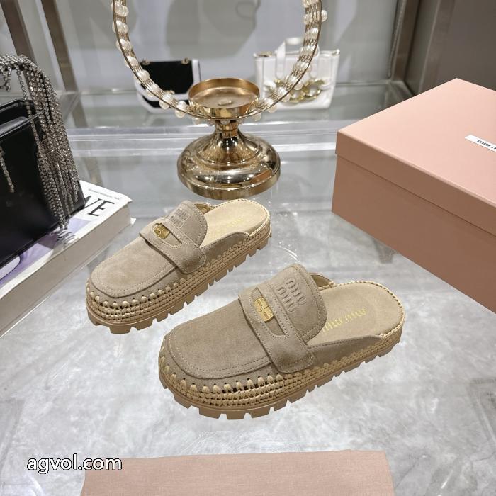 MIUMIUスニーカー品が良い 品質保証 十分な耐久性偽物 通販 サイト._0_2