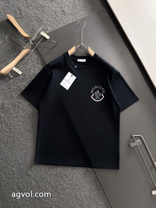 モンクレール半袖Tシャツ偽物 通販透け感の持つ涼しげな印象 定番人気のモデル 新色登場_0_2