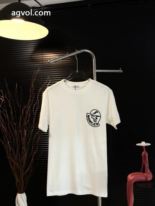 MONCLERブランド 激安お手頃価格 VIPセール 上質なデザイン半袖Tシャツ_0_0