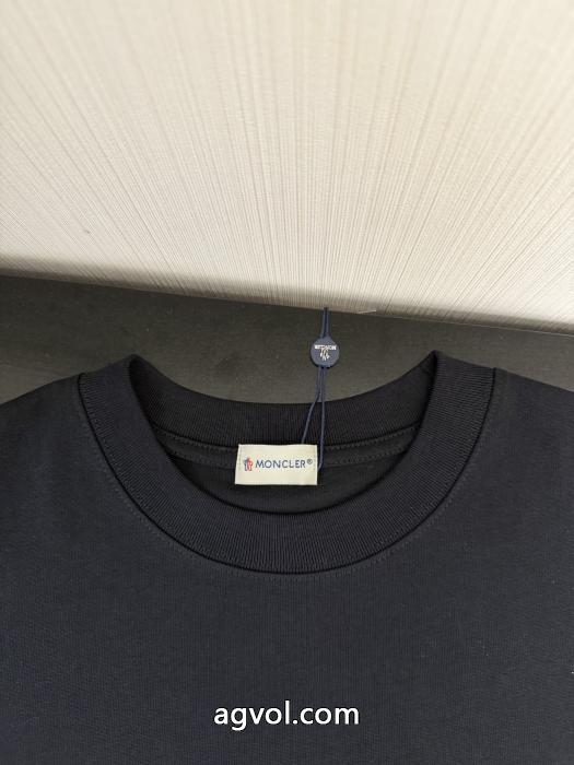 スーパー コピー 通販超一流のブランド デザイン性の高い 毎シーズン人気が高いMONCLER半袖Tシャツ_0_1