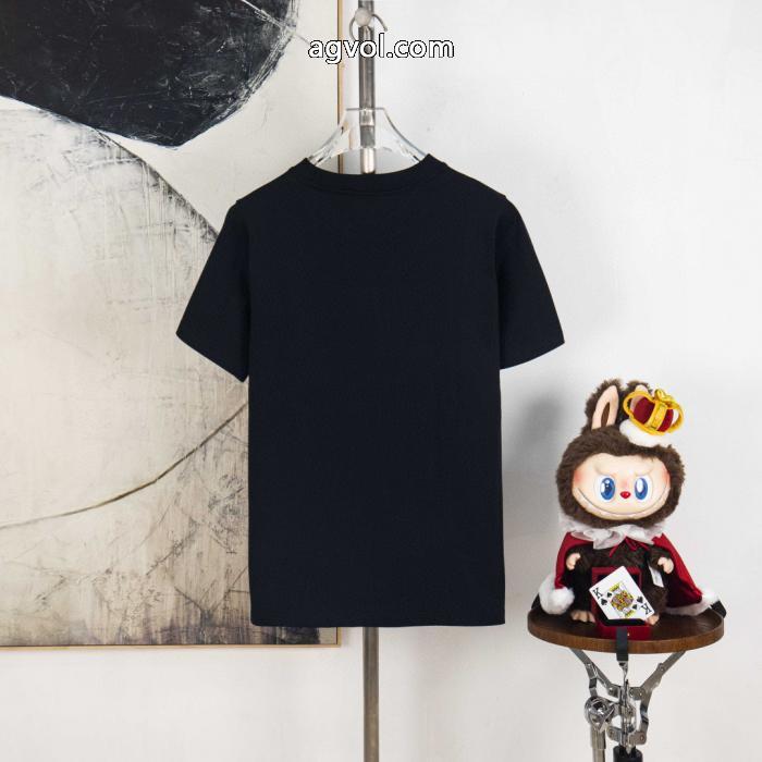 激安 通販 専門店MONCLER半袖Tシャツ驚きの破格値新作登場 今季爆発的な人気 決算在庫処分_0_4