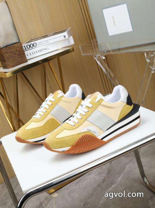 ブランド 品 コピースニーカー今年流行 最安値挑戦中 超目玉TOM FORD.._0_0