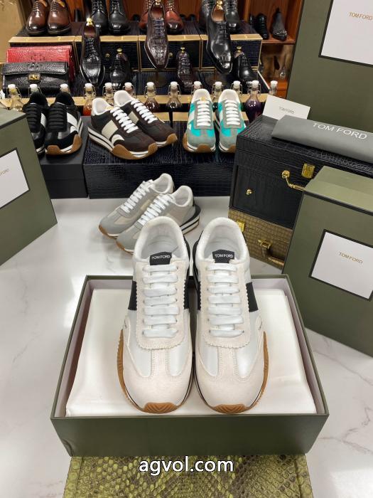 TOM FORDブランド コピー 専門店スニーカーデザイン性に優れた フェミニンな雰囲気 最新限定お目立ち.._0_0