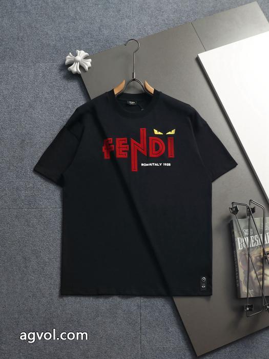超激得安い 完売必須　限定SALE 新作限定華やかキュートブランド 偽物 激安FENDI半袖Tシャツ_0_0