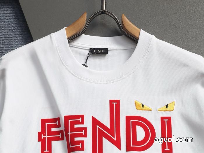 超激得安い 完売必須　限定SALE 新作限定華やかキュートブランド 偽物 激安FENDI半袖Tシャツ_0_3