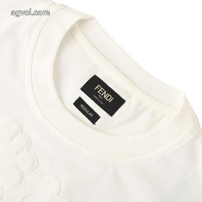 半袖Tシャツ数量限定特別価格 2026年限定新作 最近人気一番ブランド 激安フェンディ_0_3