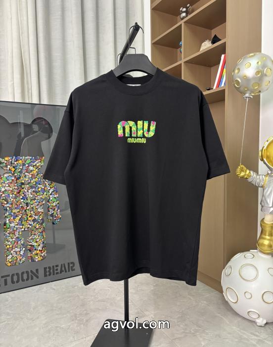 偽物 ブランド愛らしさ抜群 お買い得セール お得セールMIUMIU半袖Tシャツ_0_1