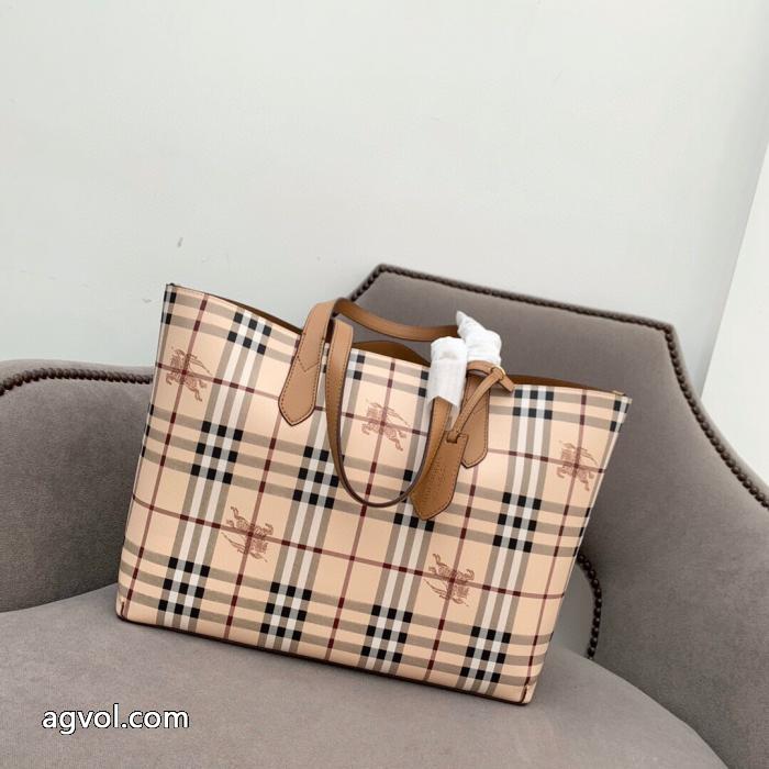 BURBERRYブランド コピー 通販&nbsp;&nbsp;&nbsp;&nbsp;バッグ新作夏の優秀アイテム 華やかな印象に ストリート系._0_3