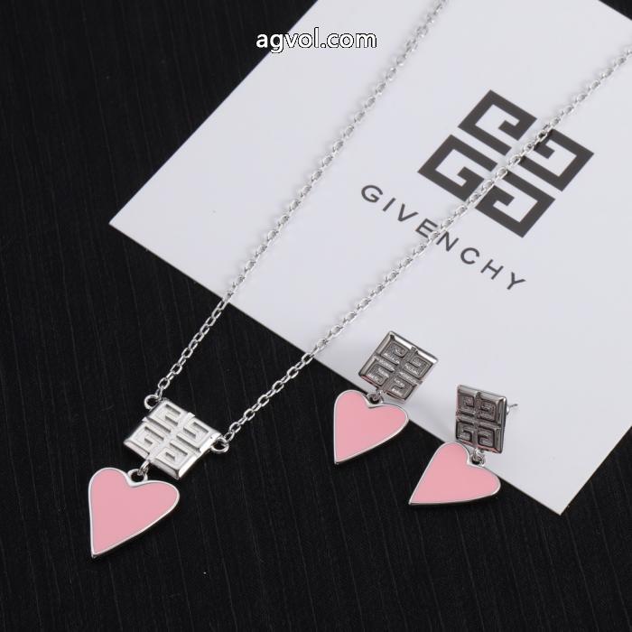 GIVENCHY春夏トレンド先取り 国内配送ギフトにも 通気性のいいコピー 品 ブランド&nbsp;&nbsp;&nbsp;&nbsp;.._0_2