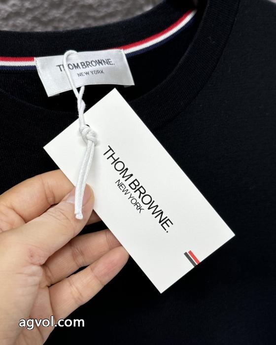 THOM BROWNEコピー 商品 ブランド最新作入荷 超人気美品 2026間違いないアイテム半袖Tシャツ_0_0