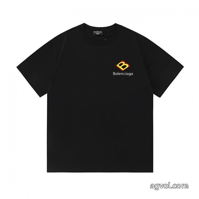 高級感溢れる 今季気になる! 品質高き人気アイテム偽物 ブランド 販売半袖Tシャツbalenciaga_0_1