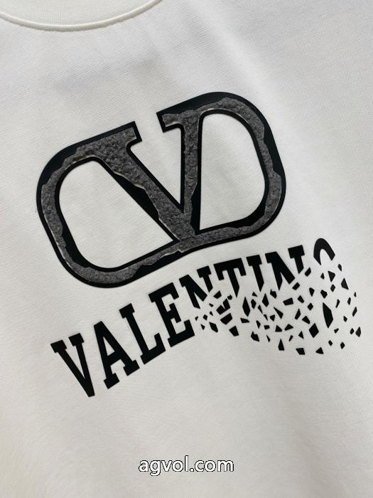 珍しい 手頃価格でオシャレ スタイルUPして着こなすコピー 商品 通販VALENTINO&nbsp;セット._0_3