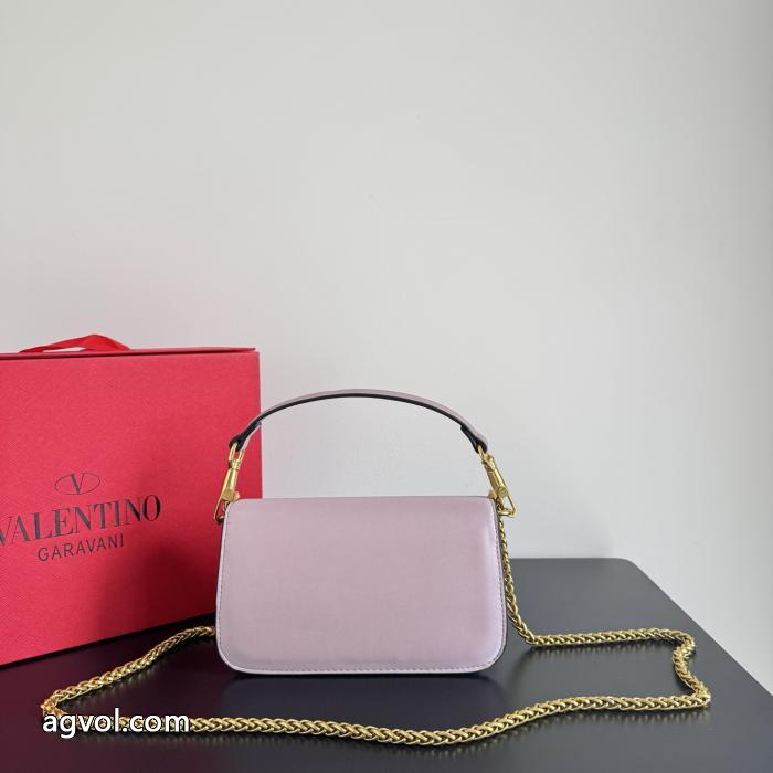 VALENTINO人気爆だんな売れ筋！ 無造作 使い勝手も良好コピー ブランド 販売バッグ._0_1