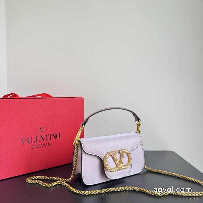 VALENTINO人気爆だんな売れ筋！ 無造作 使い勝手も良好コピー ブランド 販売バッグ._0_3
