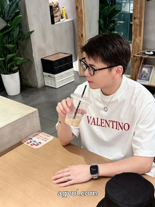 &nbsp;半袖Tブランド 品 コピーヴァレンティノ早い者勝ち!  大人気！送料込 人気の高い._0_0