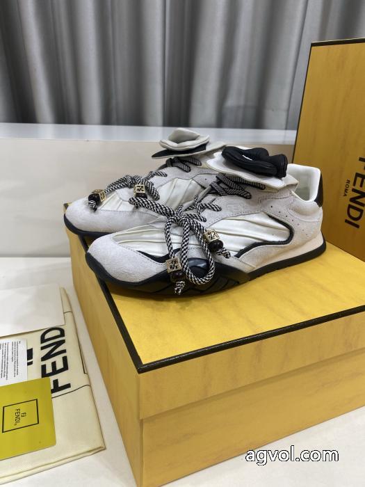 スニーカーブランド 偽物爽やかな色合い VIP価格海外発 オンライン限定商品フェンディ.._0_0