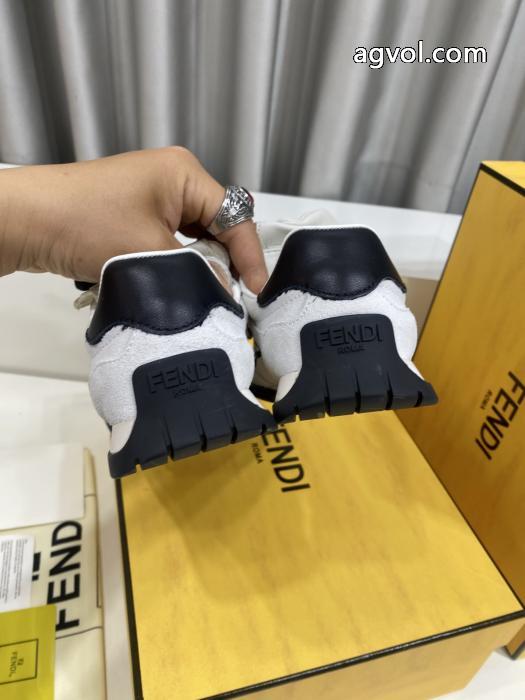 スニーカーブランド 偽物爽やかな色合い VIP価格海外発 オンライン限定商品フェンディ.._0_4