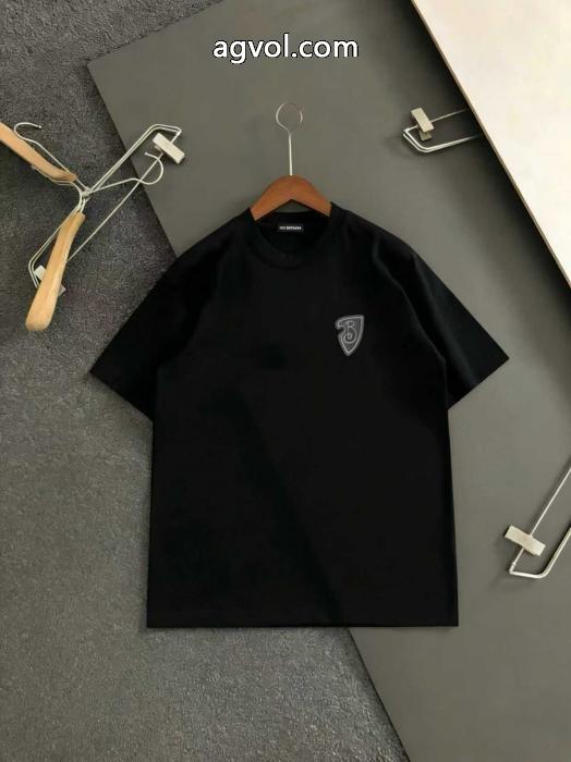 半袖Tシャツブランド 通販 激安格好良い 個性的な素材感も魅力 圧倒的な高級感BURBERRY_0_0