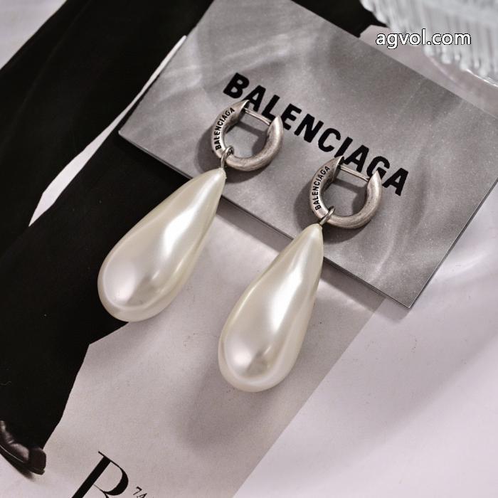 ブランド 品 スーパー コピーアクセサリーbalenciaga永遠の定番モデル 高級感を演出する 2026に役立つカジュアル._0_5