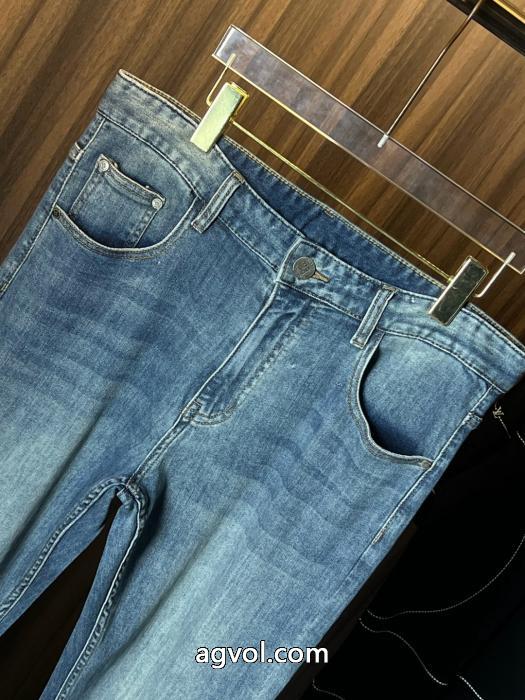 ジバンシースーパー コピー 品26AWの最新アイテム セールでお勧め 最安値本物保証ジーンズ._0_3