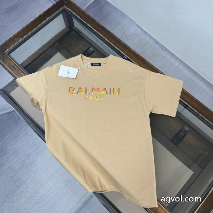 大人の色味 抜け感のある夏着物 ロゴが素敵BALMAIN&nbsp;半袖T偽 ブランド 販売._0_0