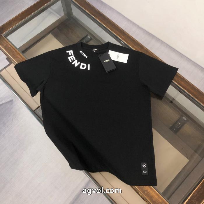 国内発機能的 気軽に着れる SALE国内発送FENDIコピー ブランド 通販半袖Tシャツ_0_0