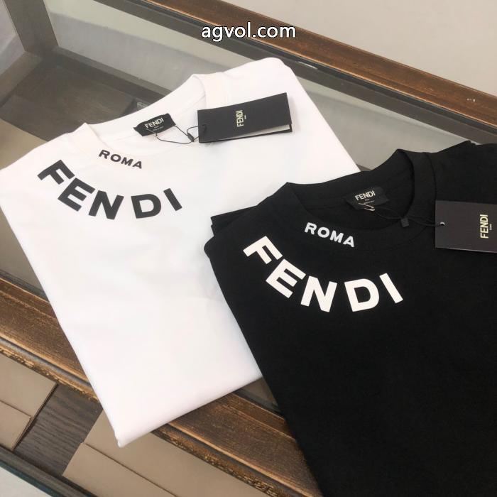 国内発機能的 気軽に着れる SALE国内発送FENDIコピー ブランド 通販半袖Tシャツ_0_2