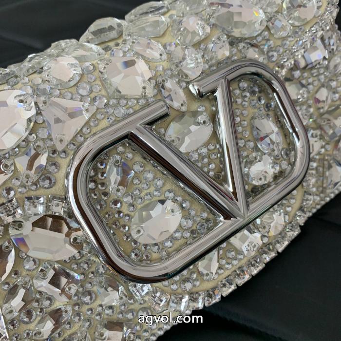 お買い得HOT 安心の直営店買付け！ 大人気で争奪戦ブランド 通販VALENTINO&nbsp;&nbsp;&nbsp;&nbsp;バッグ._0_4