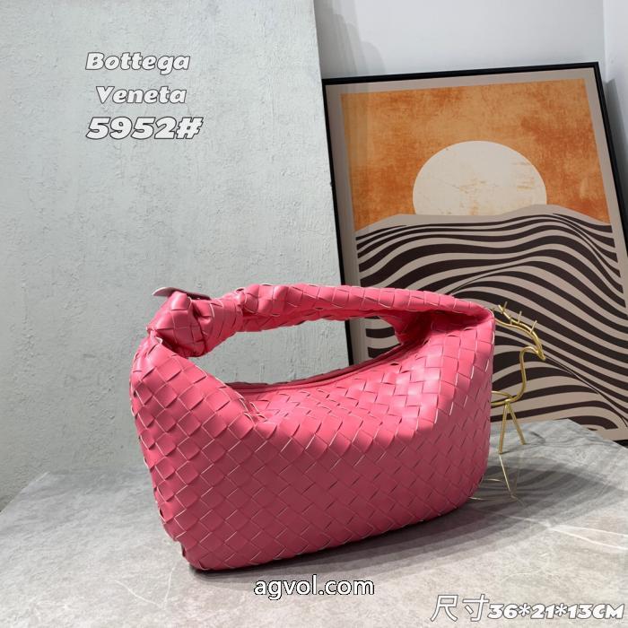 ブランド コピーブランド コピー 安心全国無料正規品 上品さ漂う 数量限定HOTバッグ.._0_1