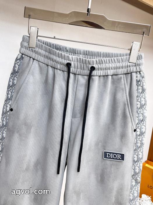 DIORスラックス今季買い逃した人必見! トレンド感のある 人気アイテムも同時にチェック偽物 通販 .._0_2