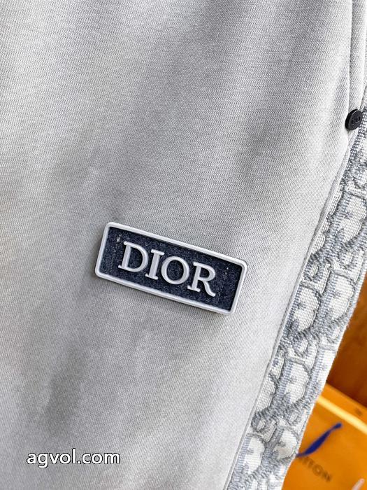 DIORスラックス今季買い逃した人必見! トレンド感のある 人気アイテムも同時にチェック偽物 通販 .._0_3