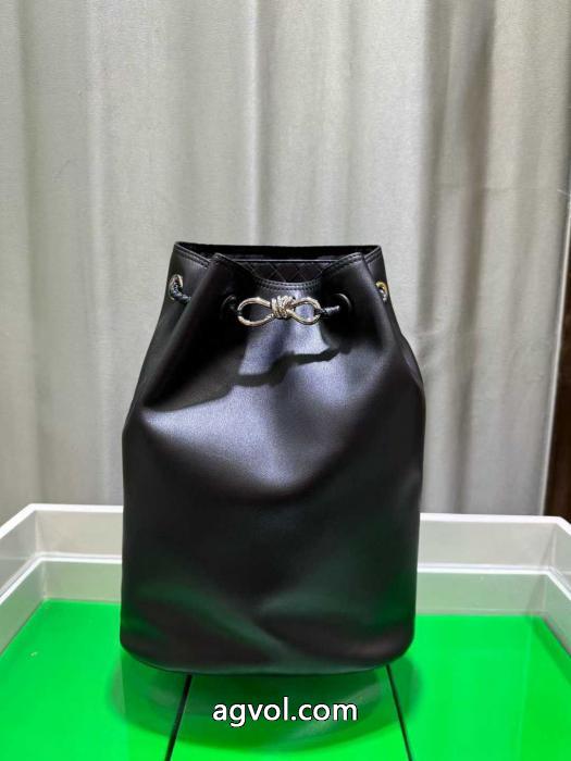 トレンドアイテムが狙い目 強い魅力を感じる一枚  ◇超人気◇ブランド 偽物bottega venetaバッグ.._0_0
