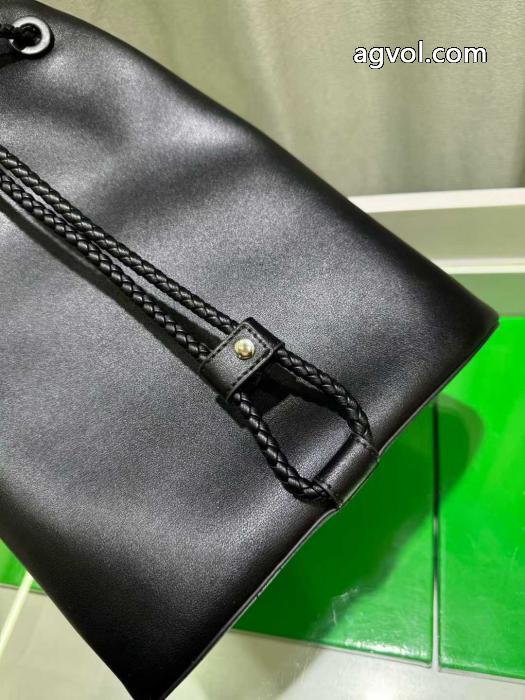 トレンドアイテムが狙い目 強い魅力を感じる一枚  ◇超人気◇ブランド 偽物bottega venetaバッグ.._0_5