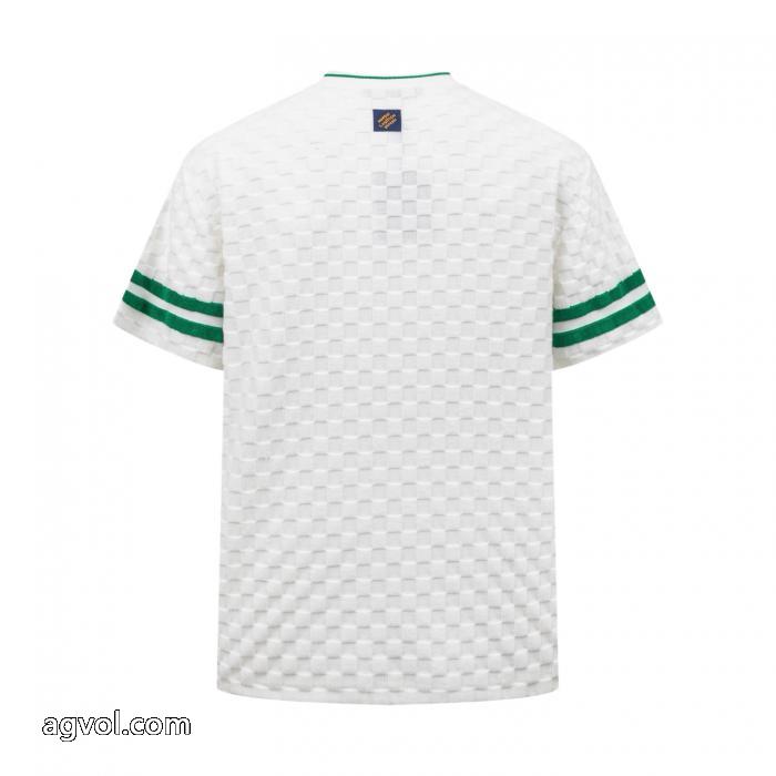 話題が沸騰中 2026超人気アイテム 通販限定商品半袖Tシャツブランド 品 コピーLOUIS VUITTON_1_2