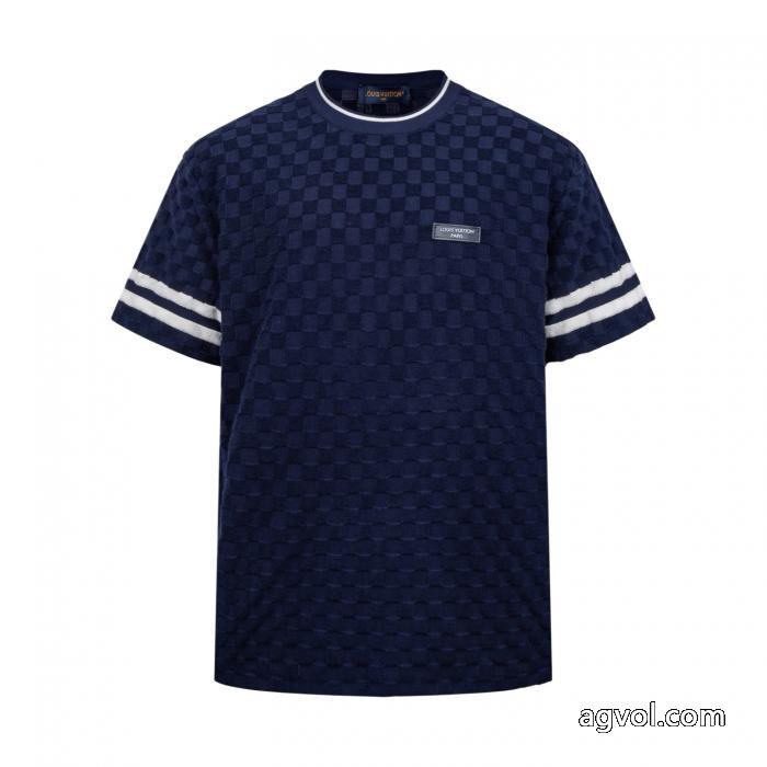 話題が沸騰中 2026超人気アイテム 通販限定商品半袖Tシャツブランド 品 コピーLOUIS VUITTON_1_5