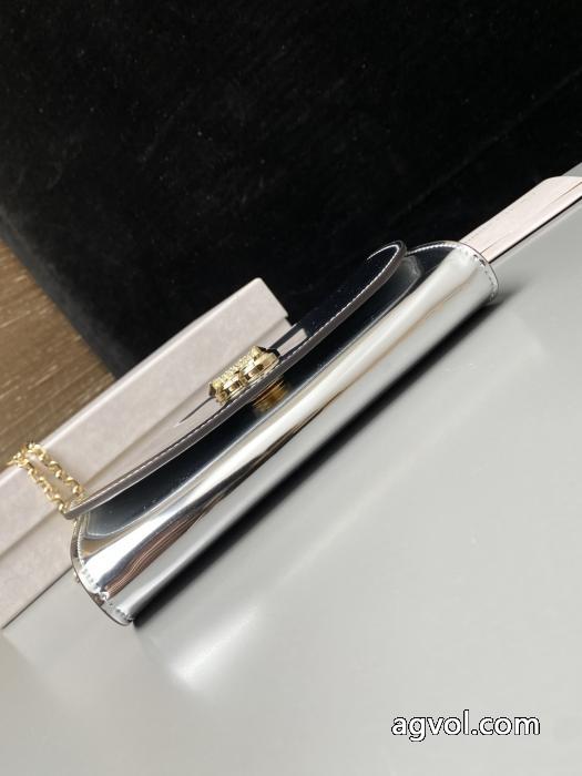 ジミーチュウ最低価格保証 【人気ブログ掲載】   世界中で注目!! お早めに!!偽 ブランド 通販バッグ.._0_4